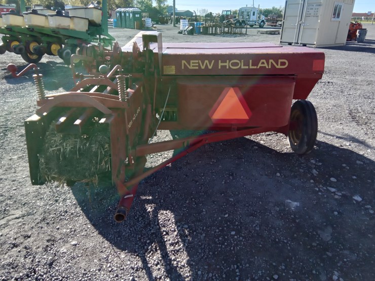 new-holland-273-image-3