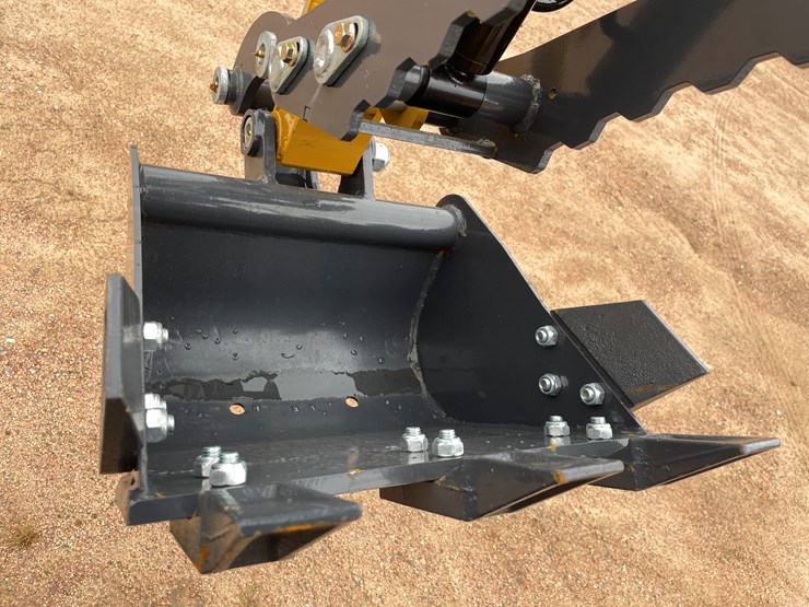 #1795-•-agt-qk18r-mini-excavator-image-17