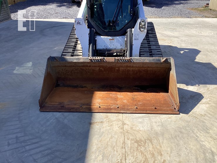 2011-bobcat-t770-image-9