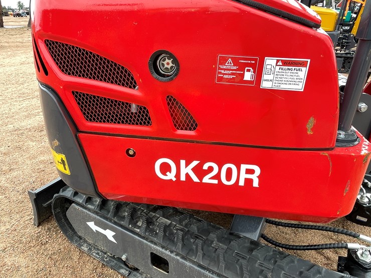 #1792-•-agt-qk20r-mini-excavator-image-24