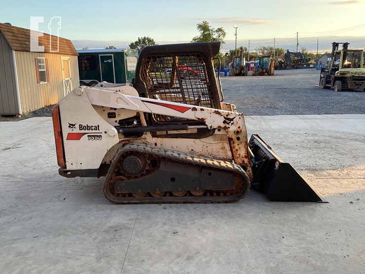 2013-bobcat-t550-image-5