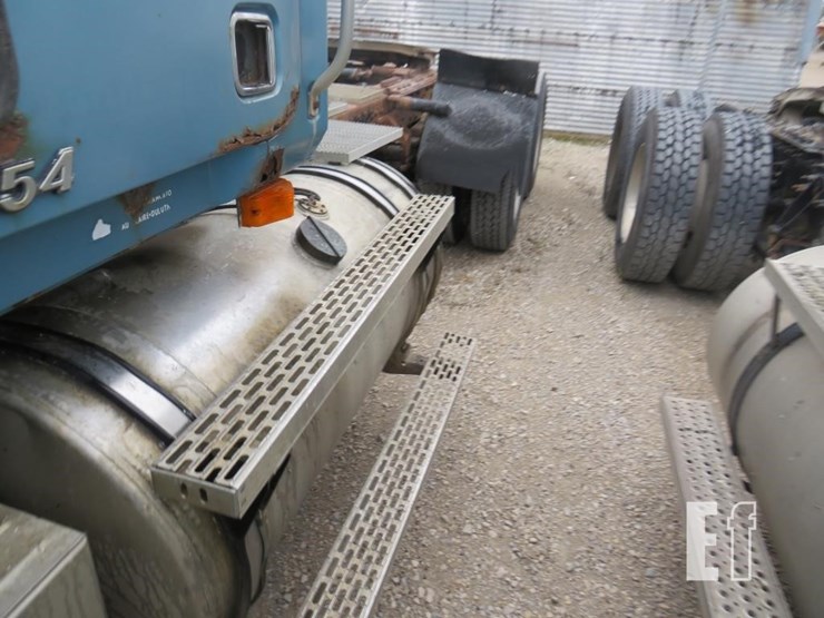 1997-mack-ch600-image-3