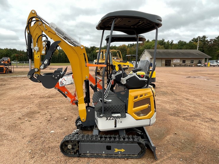 #1788-•-agt-xz20r-mini-excavator-image-8