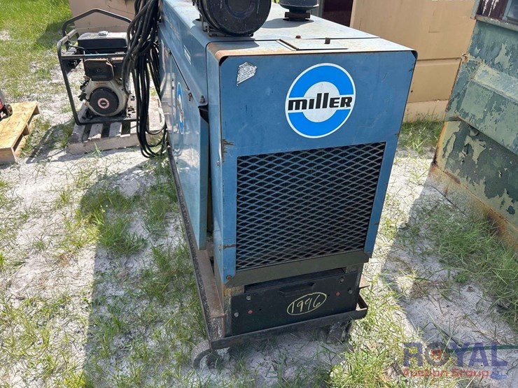 1985-miller-wildcat-350-d-welder-image-10