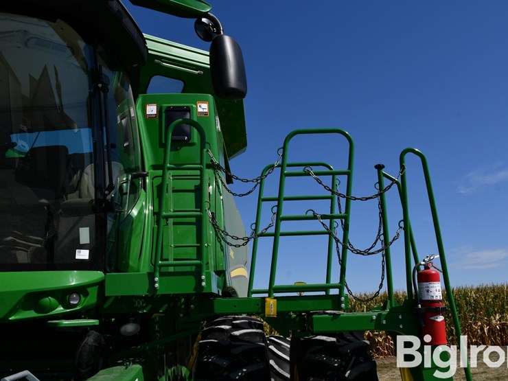 2015-john-deere-s660-image-11