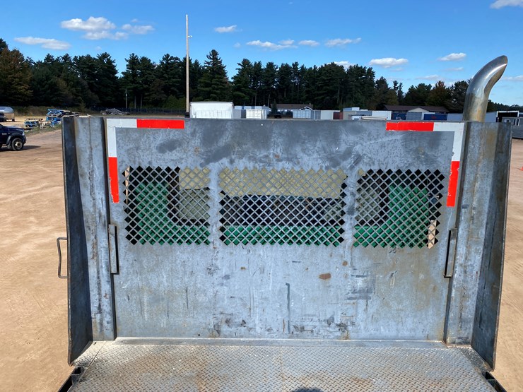 2003-international-7400-image-37