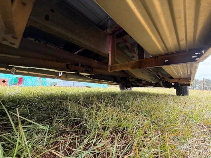 1990-ford-f35o-pickup-truck-(at,-ext-cab,-diesel,-image-12