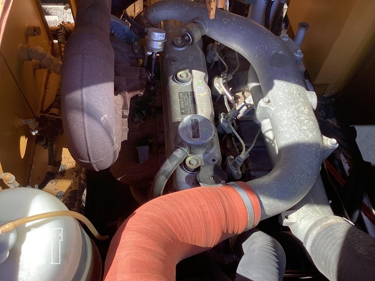 2010-morooka-mst1500vd-image-11