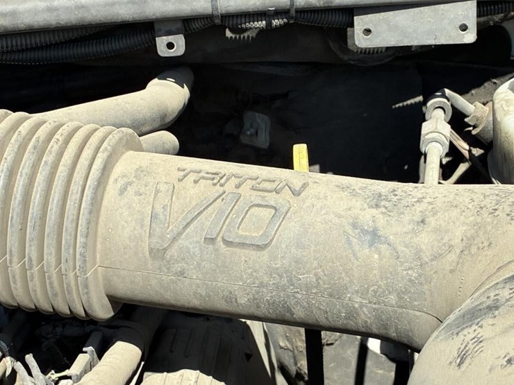 2002-ford-f450-image-7