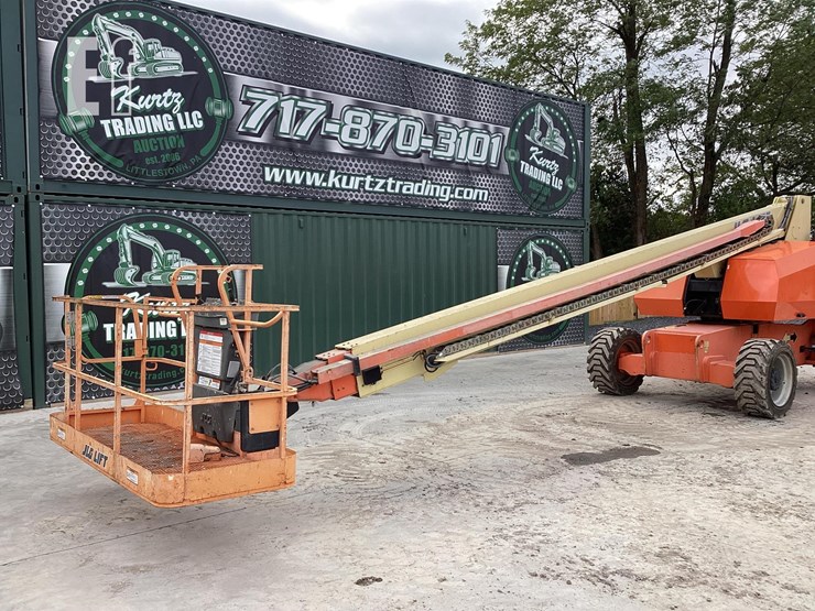 2008-jlg-800s-image-8