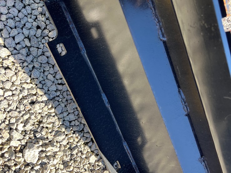 #845-•-kivel-mini-skid-steer-pallet-forks-image-3