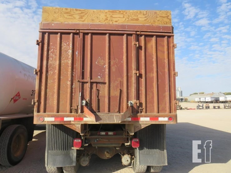 1977-chevrolet-c65-image-8