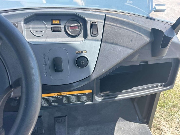 2021-club-car-carryall-500-electric-utility-cart-image-9