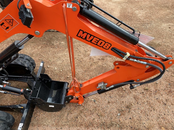 #1786-•-tmg-mve08-mini-excavator-image-13