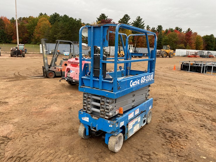 2014-genie-gs1930-image-7