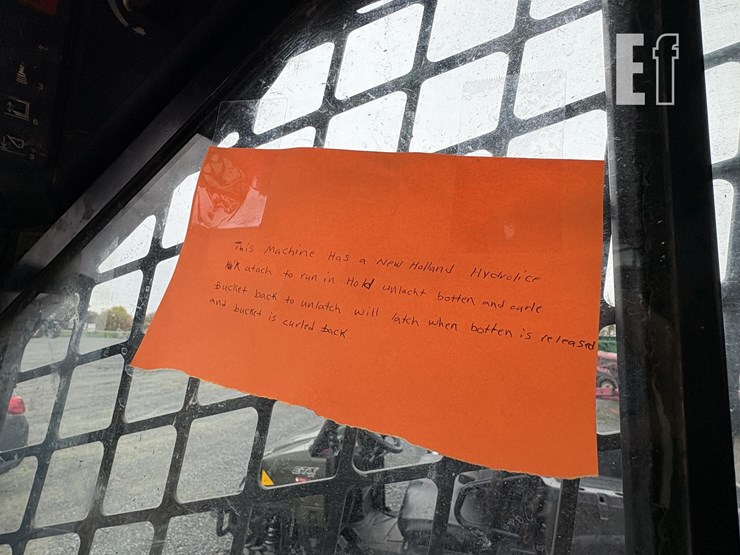 2017-deere-333g-image-21