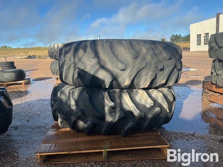 goodyear-dyna-torque-ii-16.9-28-tractor-tires-image-2