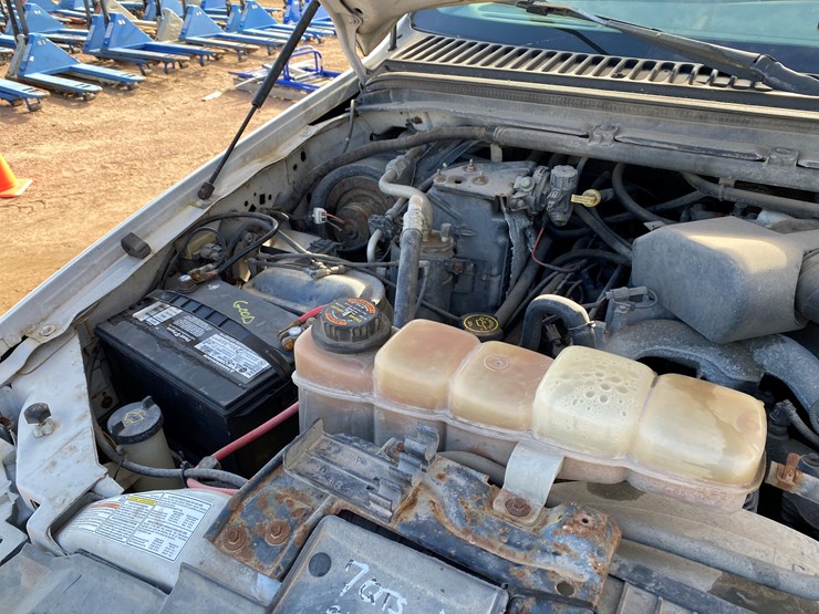 2000-ford-f350-image-38