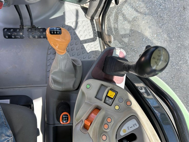 2022-deutz-fahr-5110g-image-23