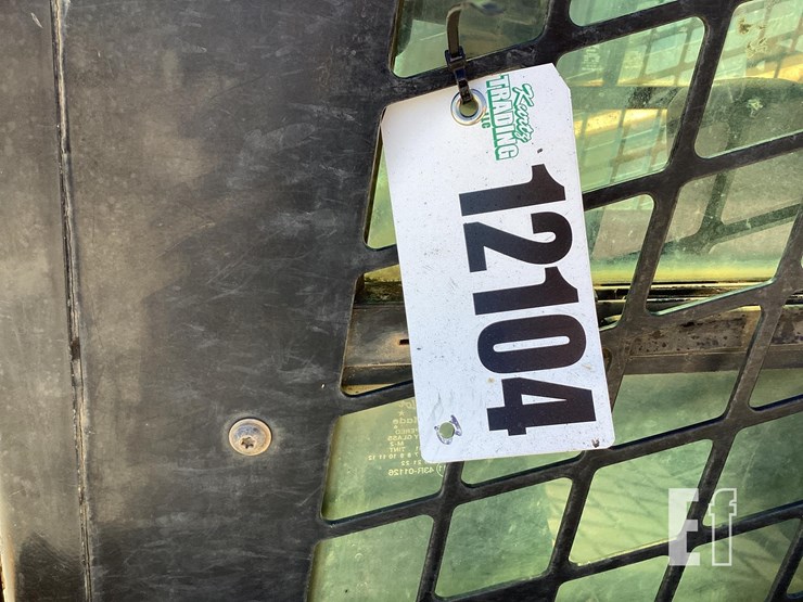 2020-caterpillar-259d3-image-23