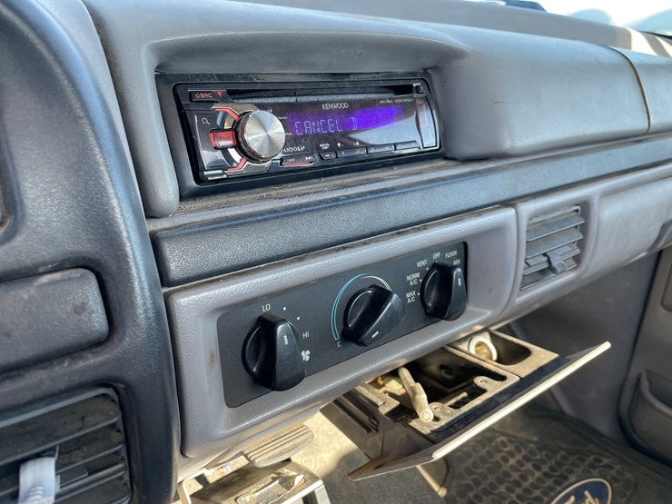 1997-ford-f350-xlt-image-33