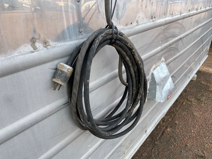 #3199-•-converted-storage-office-box-image-16