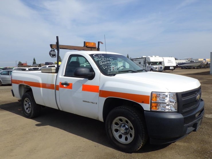 2009-chevrolet-1500-image-2