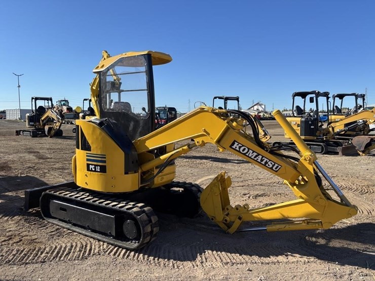 komatsu-pc12uu-2-image-2