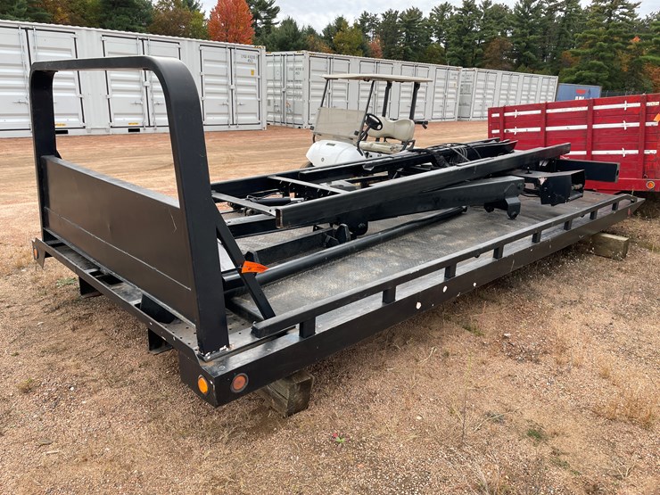 #3343-•-18'6"-rollback-bed-with-car-lift-attachment-image-1