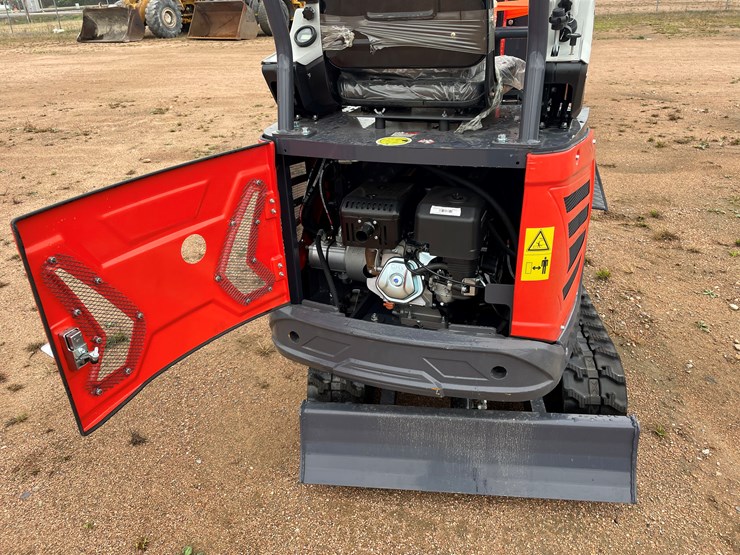 #1692-•-agt-mx15rx-mini-excavator-image-11