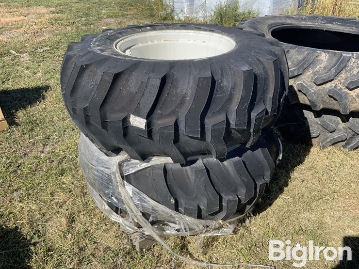 titan-17.5l-24-tires-mounted-on-rims-image-3