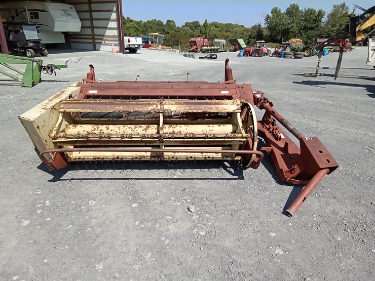 new-holland-477-image-2