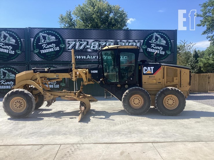 2009-caterpillar-140m-image-1