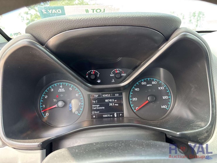 2021-chevrolet-colorado-image-19