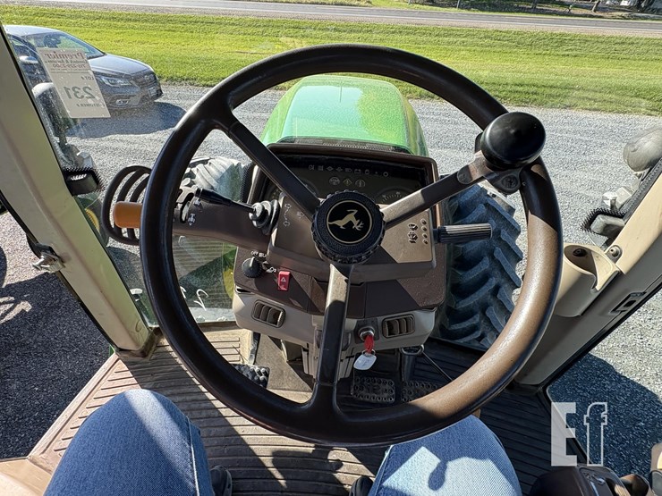 2004-john-deere-7420-image-25