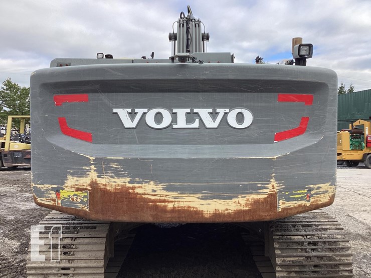 2018-volvo-ec250el-image-3