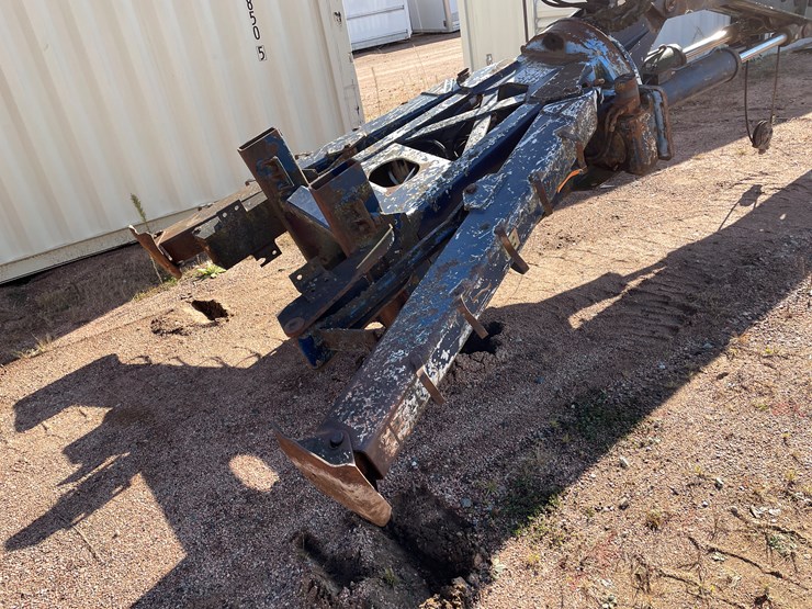 #3346-•-jlg-110-35-telescoping-crane-image-2