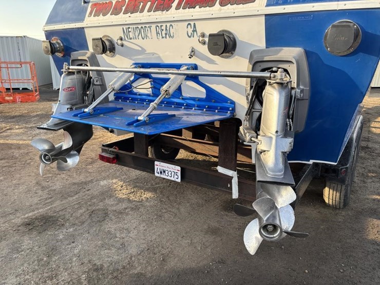 2004-unknown-trailer-image-59