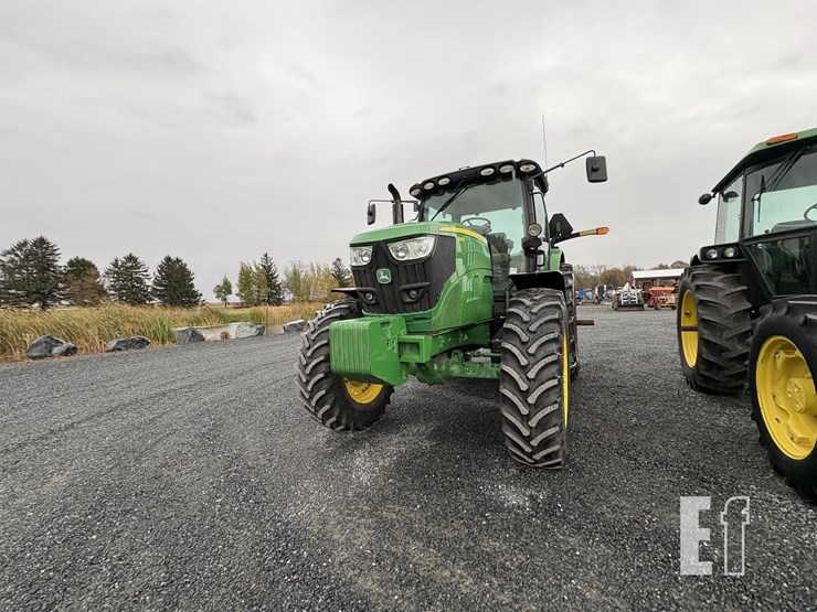 2017-john-deere-6145r-image-2
