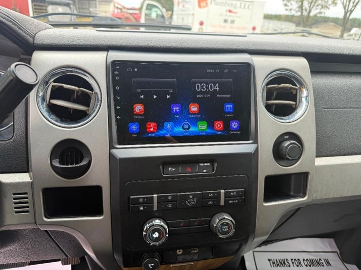 2011-ford-f150-lariat-image-13