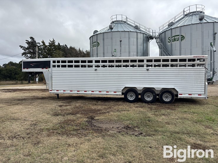 2019-travalum-tri/a-aluminum-gooseneck-livestock-trailer-image-8