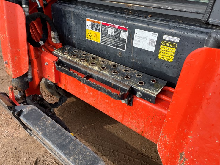 2022-kubota-svl97-2-image-10