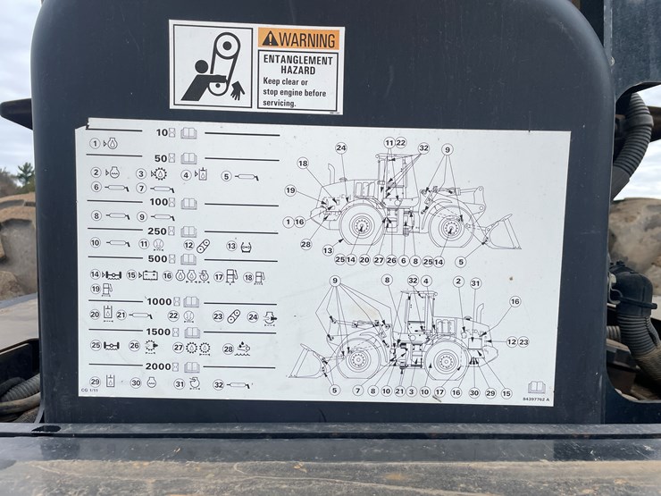 2011-case-821f-image-72