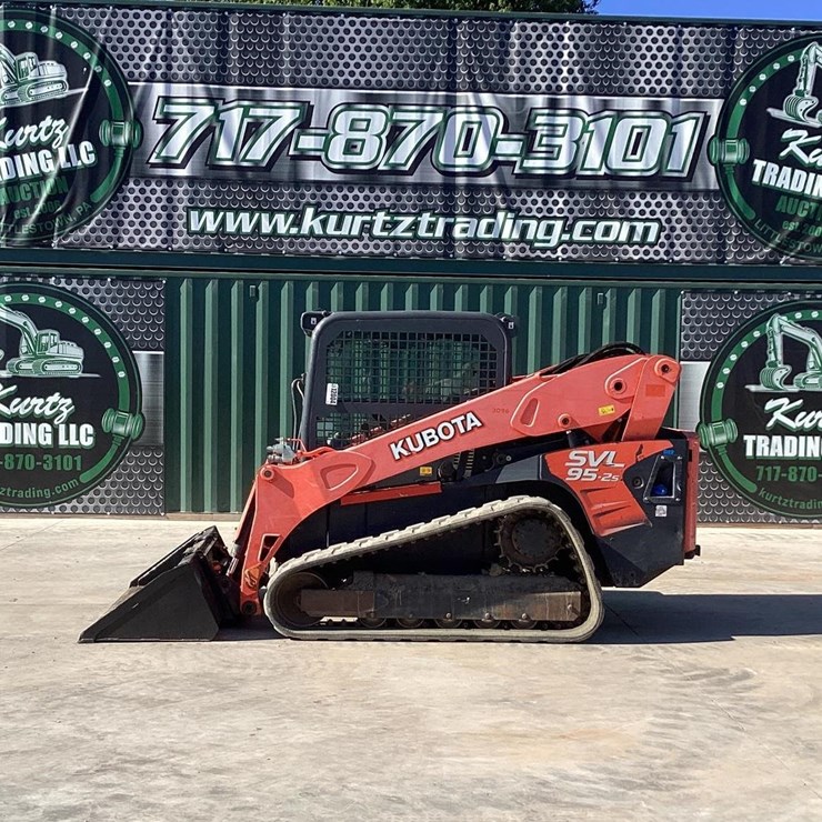 2017 KUBOTA SVL95-2