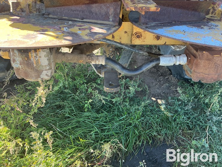 ag-chem-ag-gator-1004-image-18