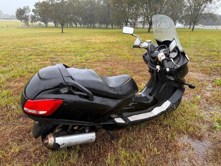 2011-znen-moped-**inop**-(has-title)-image-2