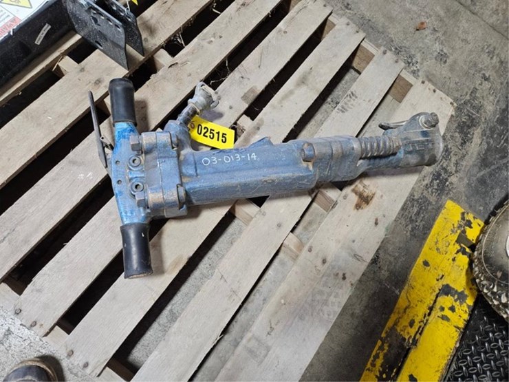 #2515-•-jet-pneumatic-jack-hammer-image-1