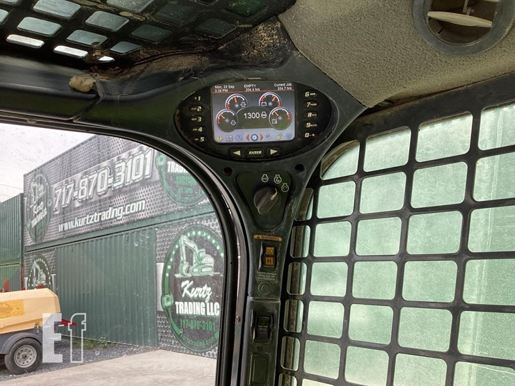 2014-bobcat-t870-image-17