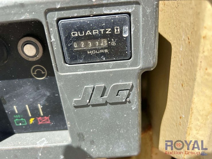 2006-jlg-2030es-image-6