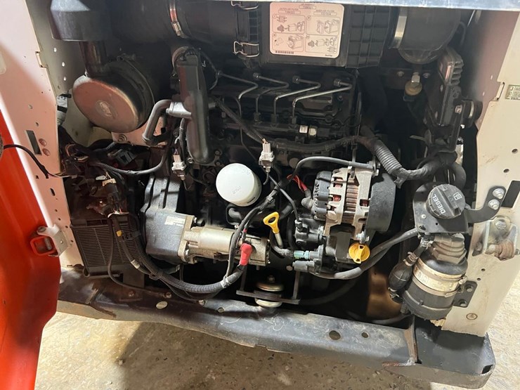 bobcat-s550-image-14